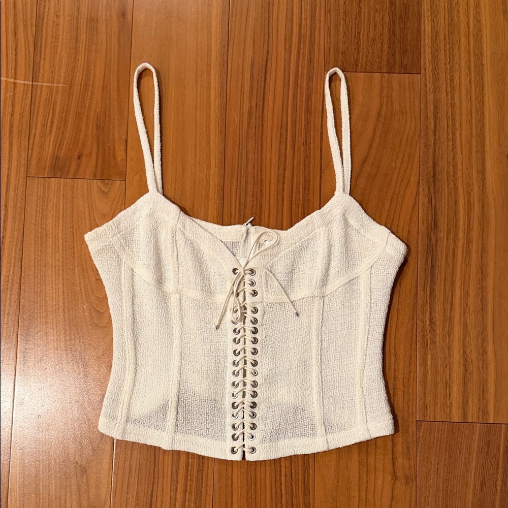 Chic Cream Lace-Up Crop Top